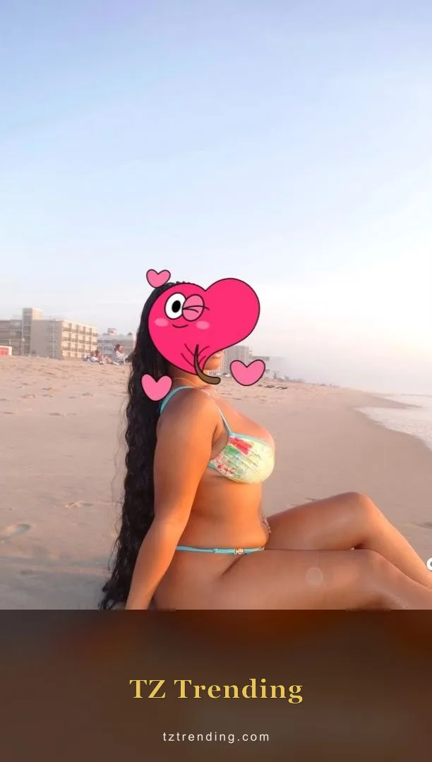 Pinky profile view