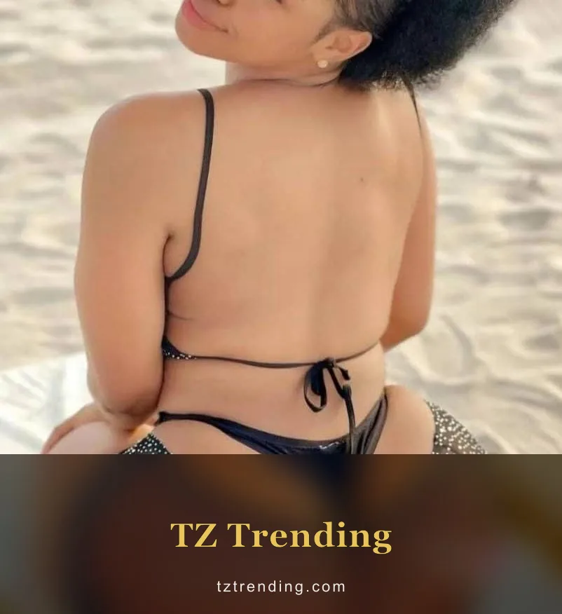 Mwalimu Wao( Nafanya Video Call Kutumia Dildo Ninauzoefu Wa Kufirana) profile view